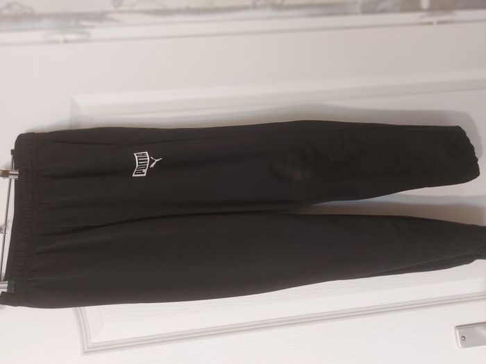 Survêtement puma noir et rouge 13/14 ans - photo numéro 3