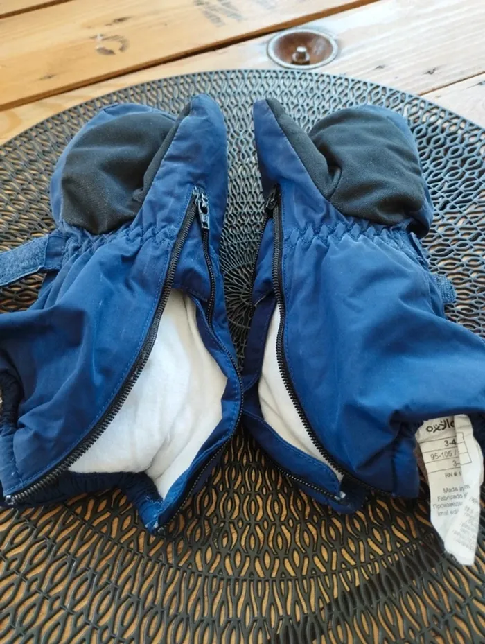 Mouffle bleu marine 3/4 ans