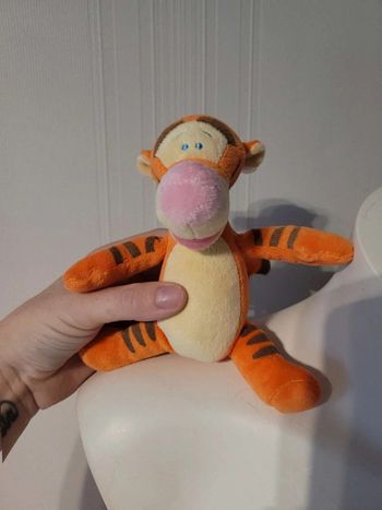 Petite  peluche disney  tigrou