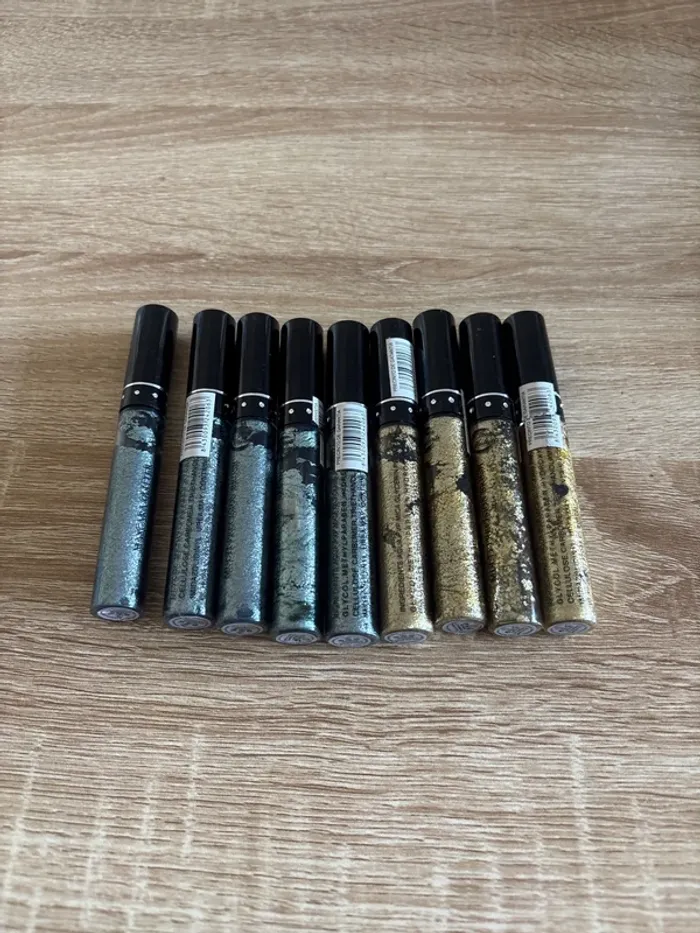 Mascara à paillettes
