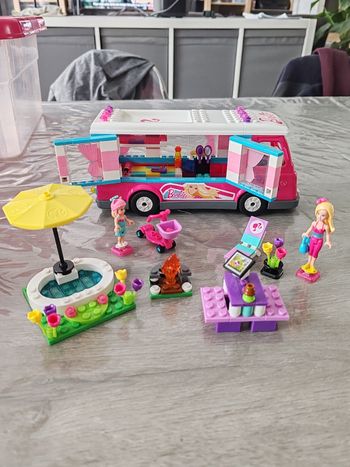 Megabloks Barbie 80293 La Caravane de luxe 305 pièces