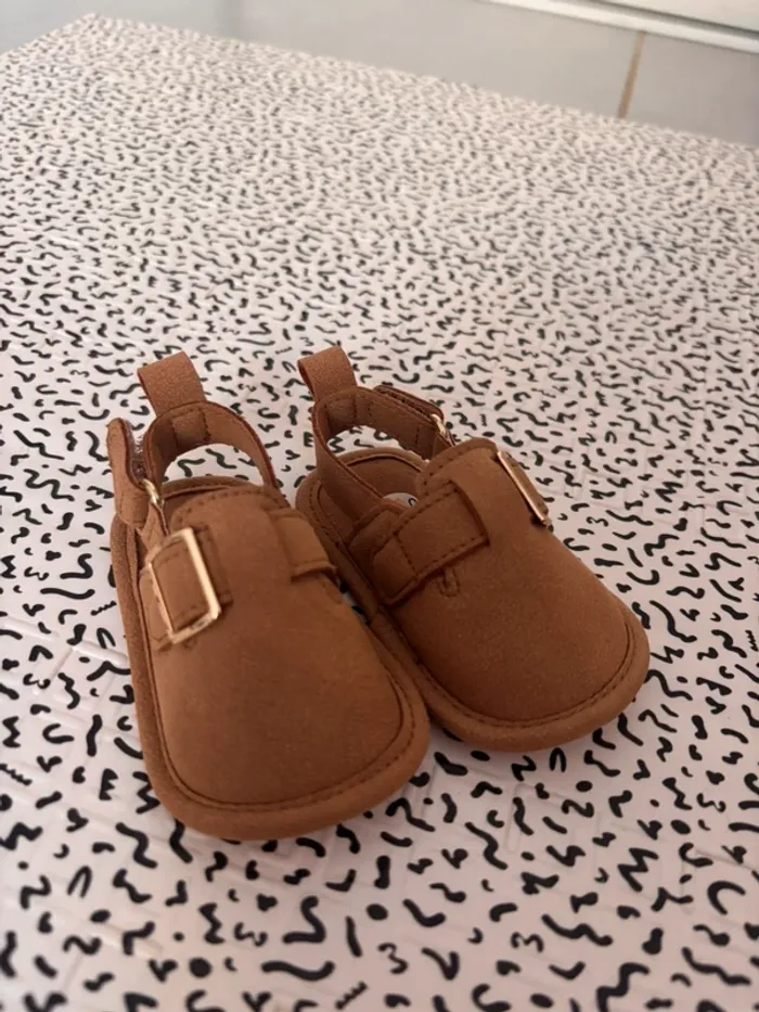 Sandales types sabot comme neuve - photo numéro 2