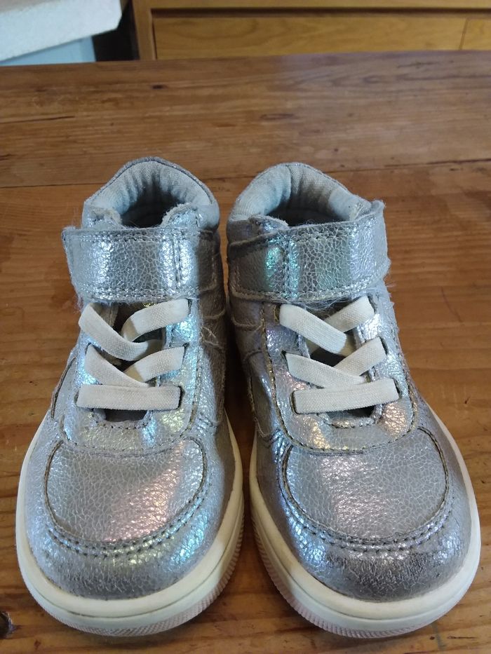 Chaussures chaudes et montantes pointure 21 - photo numéro 2