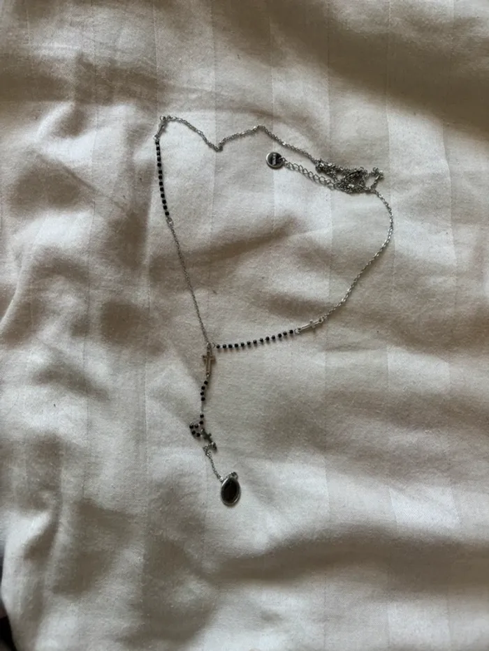 collier vierge marie