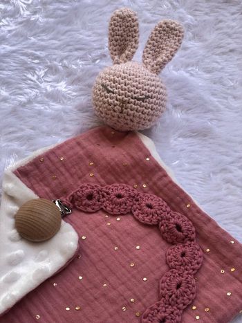 Doudou Lulu Câlin rose