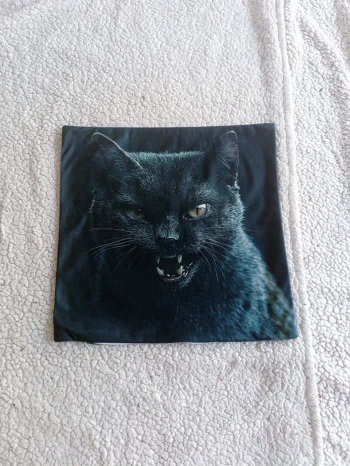 Taie d'oreiller carrée noire chat vintage goth 45x45cm déco d'intérieur