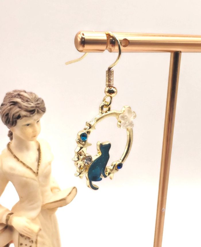Boucles d'oreilles pendantes Chat - photo numéro 2