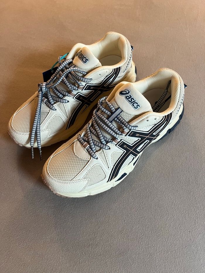 ASICS Gel-Kayano 14 crème / beige - Taille 43 - Neuve avec boîte - photo numéro 2