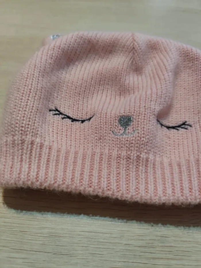 Bonnet chat