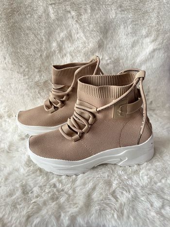 Baskets/bottines beiges/nudes 37