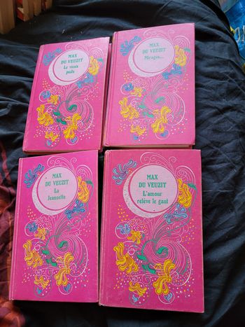 Livres de Max du Veuzit