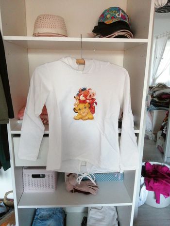 Sweat fille le roi lion