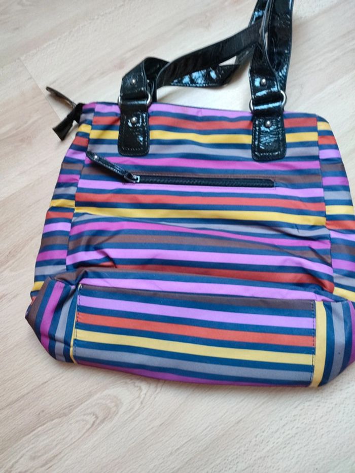 Sac à main neuf - photo numéro 4