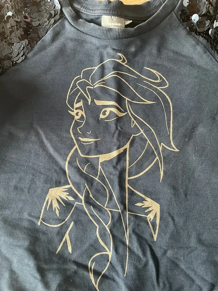 Pull Frozen 2 / reine des neiges 2 - photo numéro 3