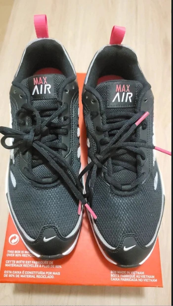 Wmns Nike Air Max AP - photo numéro 3