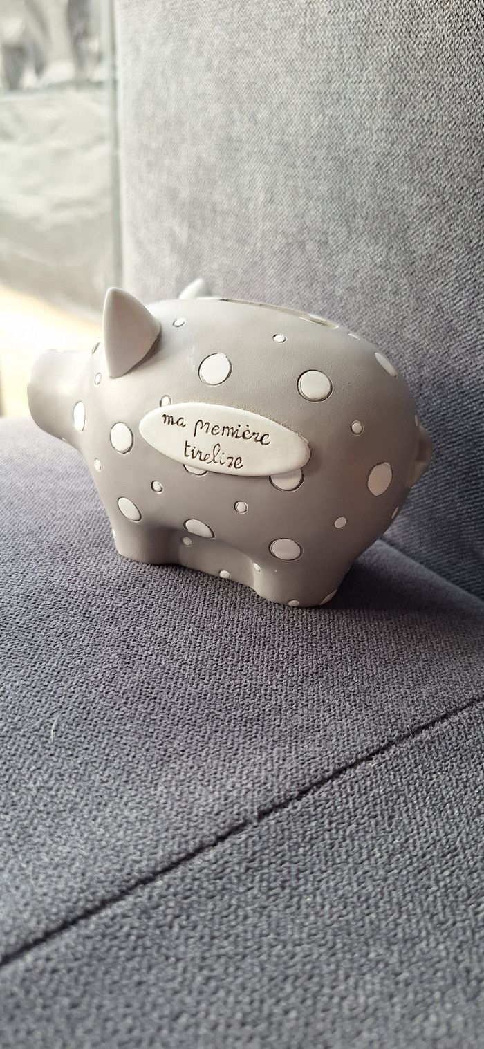 Ma première tirelire - photo numéro 2