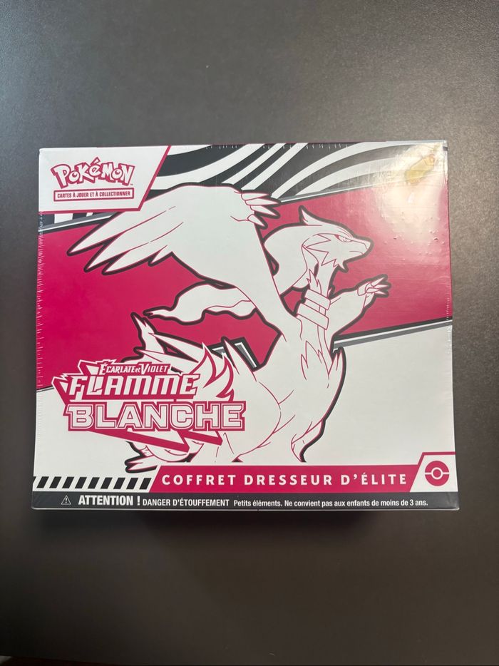 ETB Flamme blanche NEUF