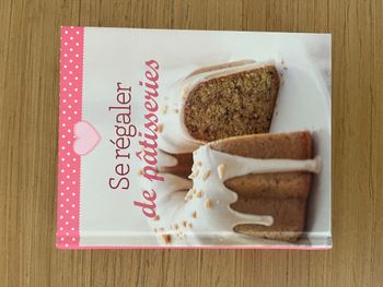 Se régaler de pâtisseries