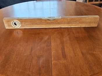 Niveau en bois vintage