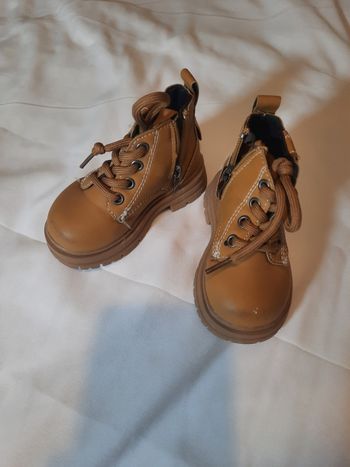 Chaussure , Pointure 21