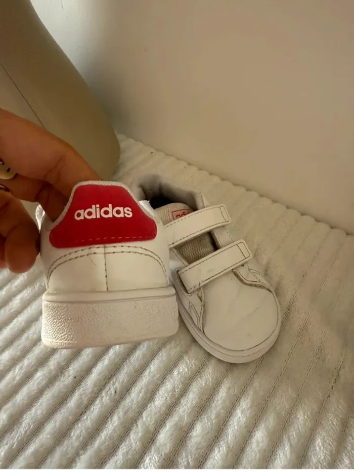 Chaussures Bébé Adidas Blanches et Rose - Taille EU 22 - photo numéro 2