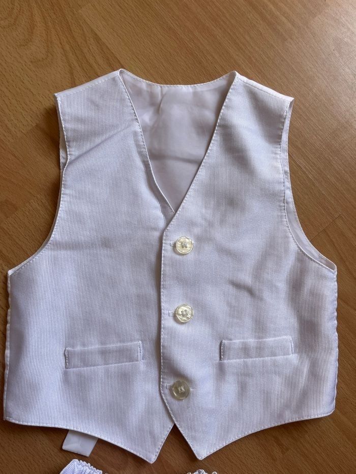 Bel ensemble/costume blanc cérémonie baptême T. 18 mois garçon TBE - photo numéro 6