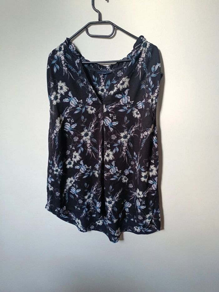 Blouse fluide sans manches