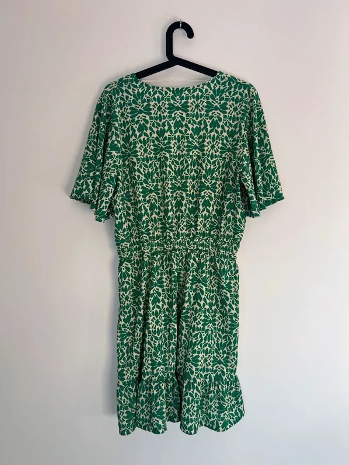 Robe verte - photo numéro 2