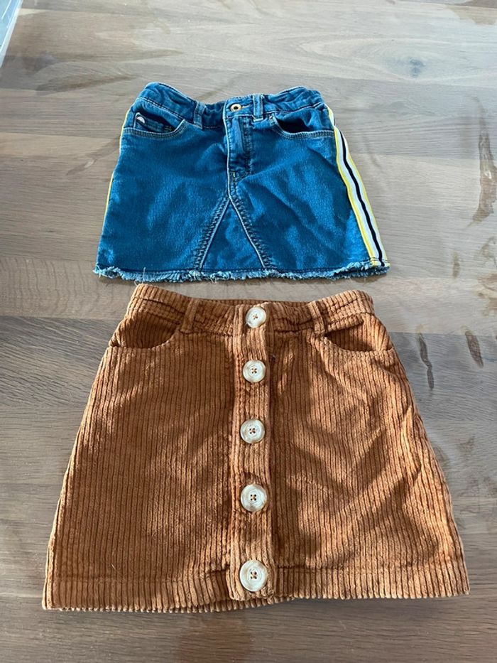 Lot de 2 jupes fille 6 ans