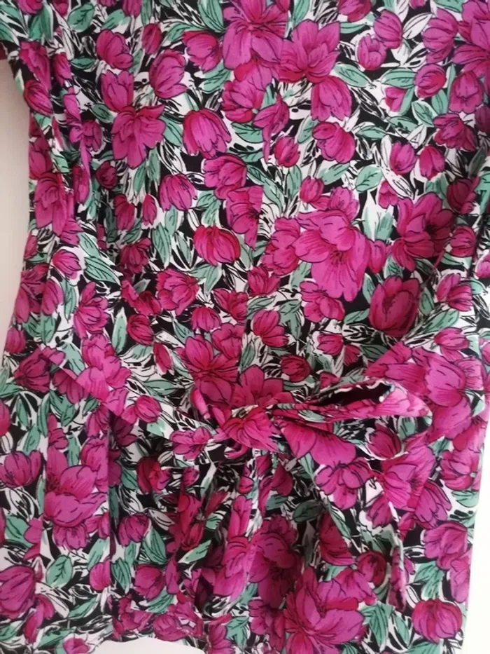 Blouse fleurie, manches courtes - Taille M - photo numéro 2