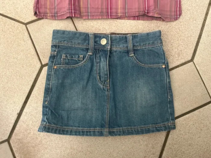 Ensemble jupe jeans et chemise taille 3 ans - photo numéro 2