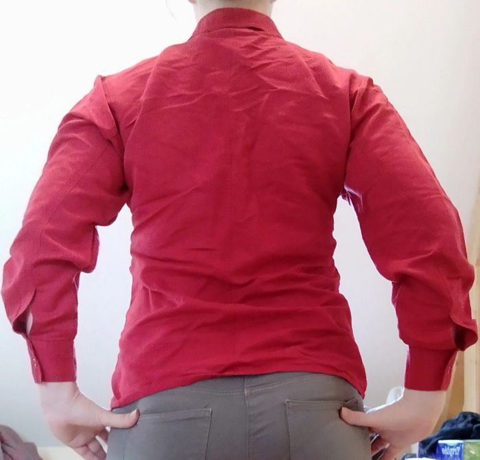 Chemisenrouge manches longues - photo numéro 2