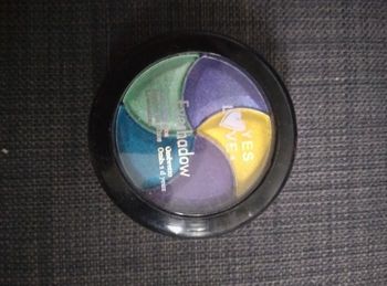 Far à paupières neuf