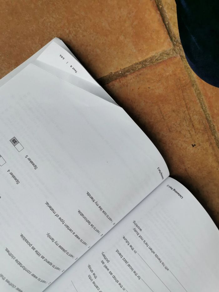 Cambridge English. Second edition. First for Schools. Trainer six practice tests without answers - photo numéro 2