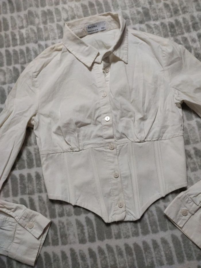 Chemise blouse manches longues écru courte effet bustier Bershka taille 38 - photo numéro 2