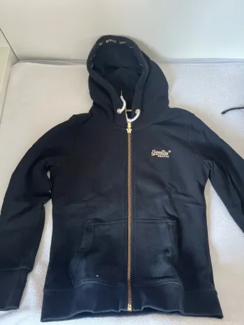 Sweat noir or