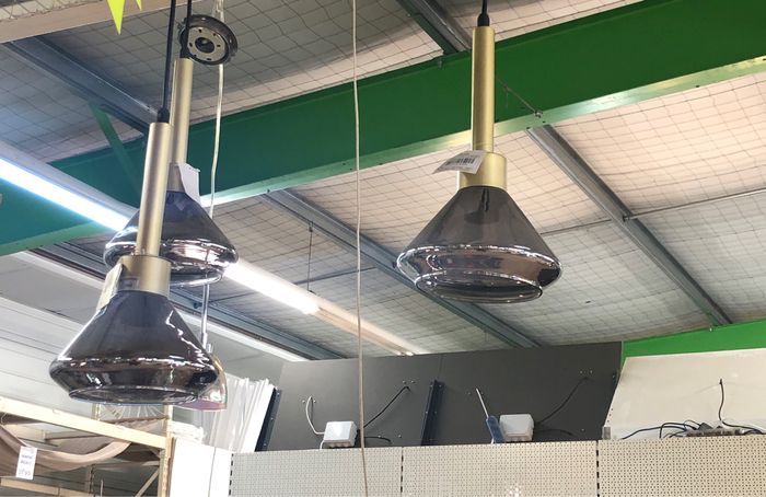 2 suspensions en verres pour dessus d îlot ou table neufs à 100 euros