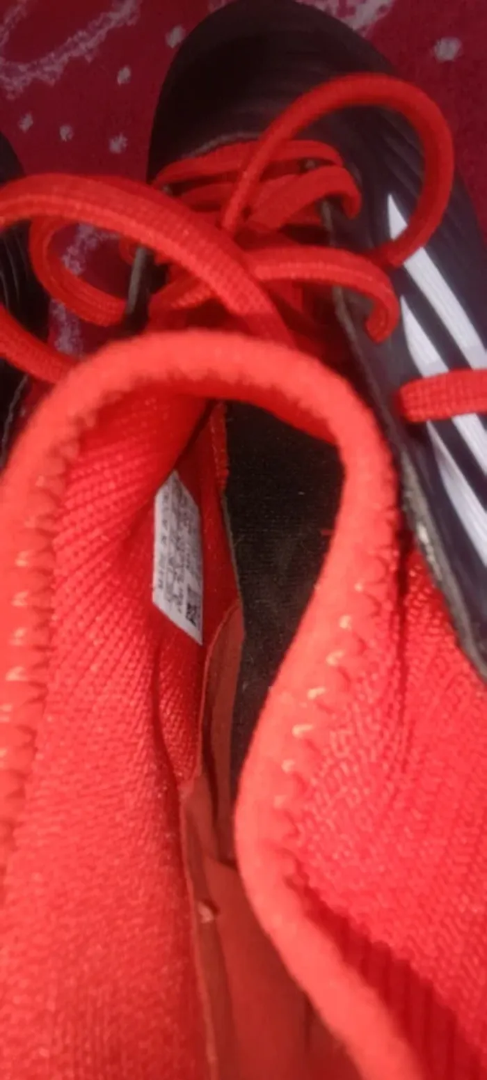 Baskets à crampons rouge/noir Adidas Predator - photo numéro 4