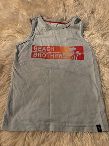 Débardeur bleu ciel