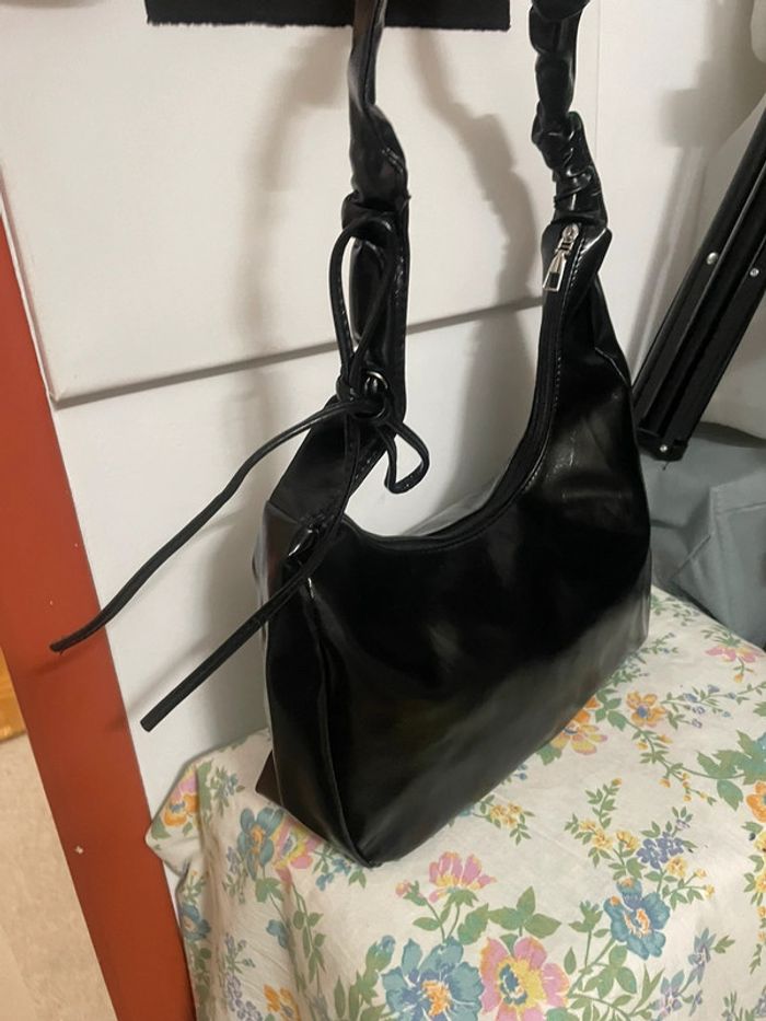 Sac à Épaule Plissé en Cuir Synthétique noir Doux pour Femme - photo numéro 4