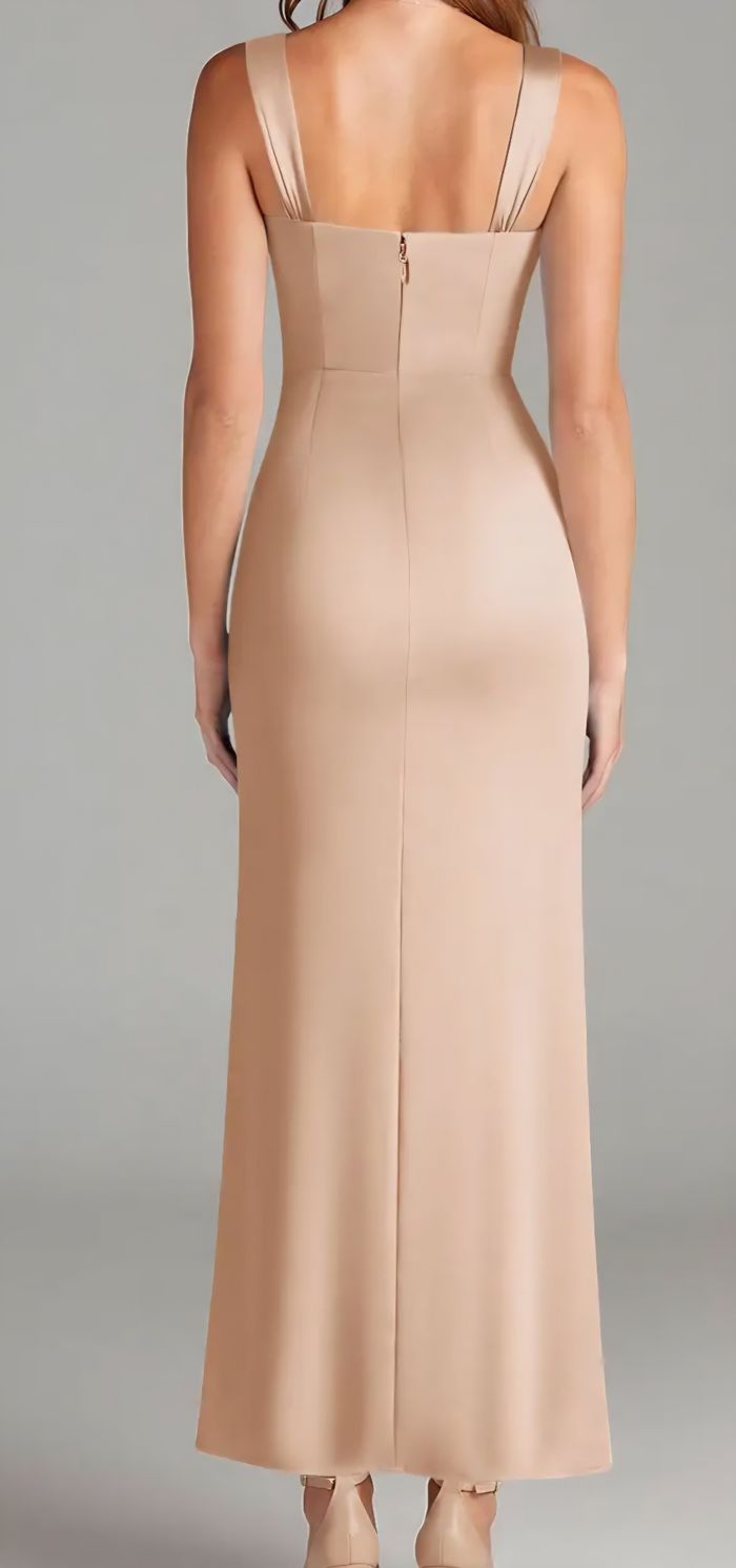 Azazie Robe fourreau en satin beige, rose, champagne, gold - photo numéro 3