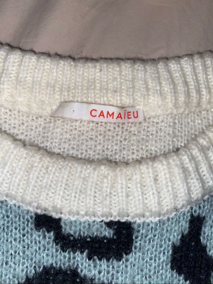 Pull d’hiver multicolores, en bon état , taille 40 - photo numéro 2