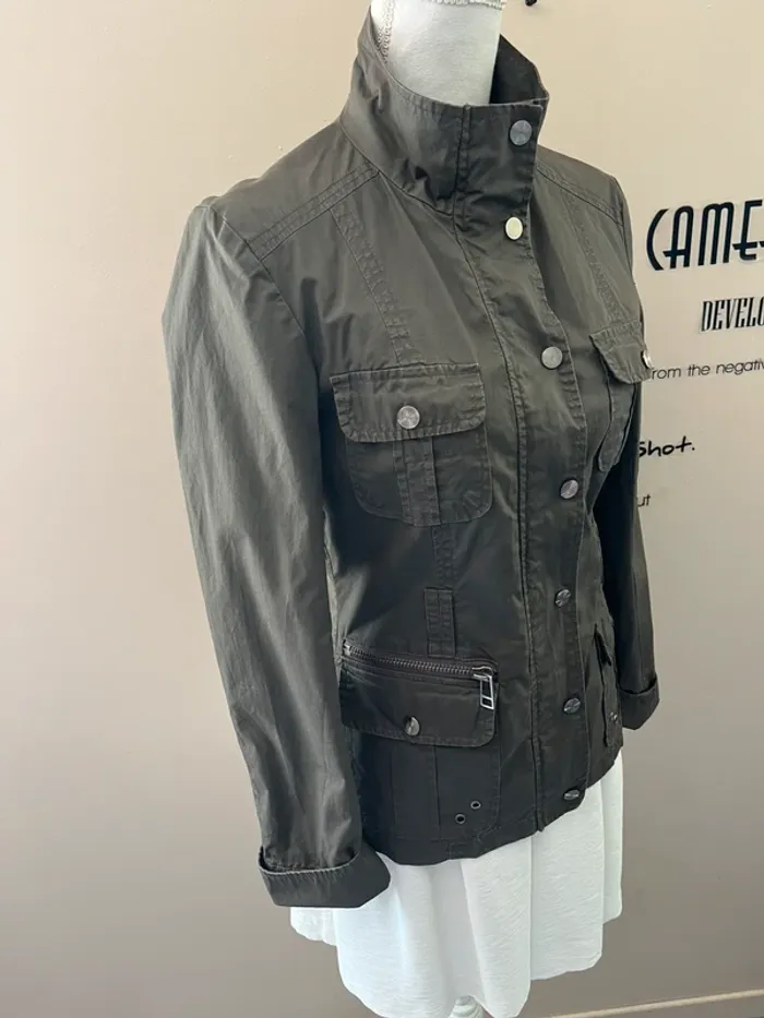 Veste coupe saharienne femme kaki coton enduit Marque Camaïeu taille S - photo numéro 5