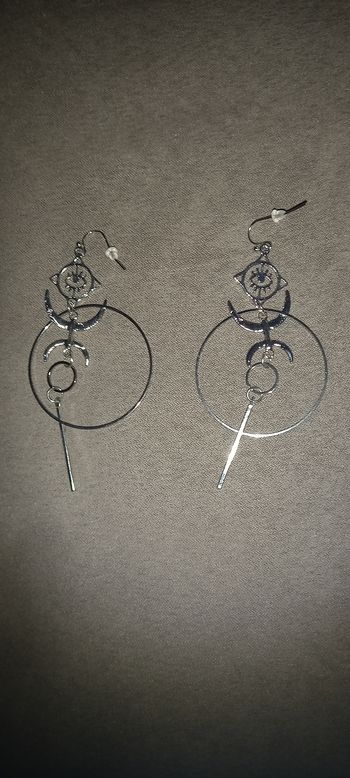 Boucle d'oreille œil du diable et croissant de lune