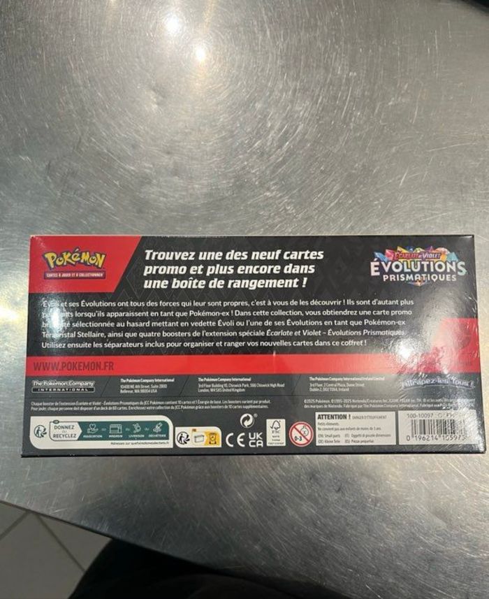 Boîte surprise Pokémon évolution prismatique - photo numéro 2