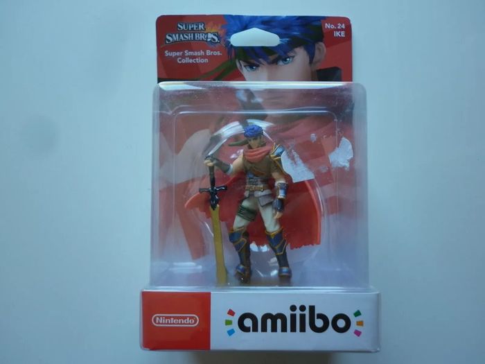 Ike Figurine Interactive Amiibo Wii U N°24