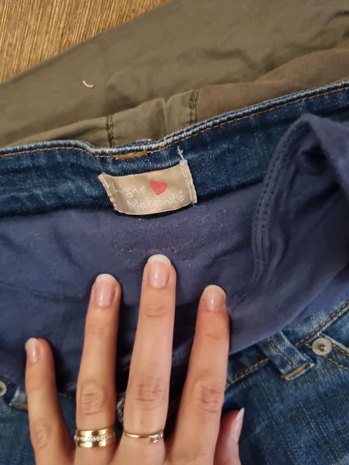 Lot vêtements de grossesse en très bon état - photo numéro 4