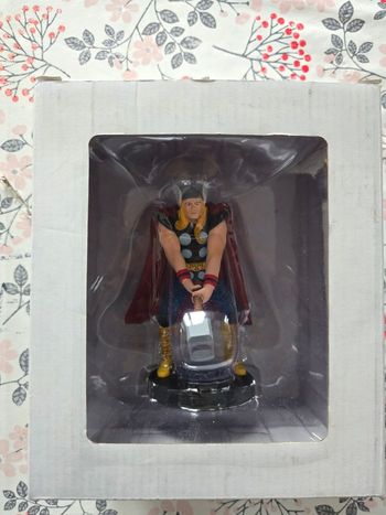 Figurine marvel thor