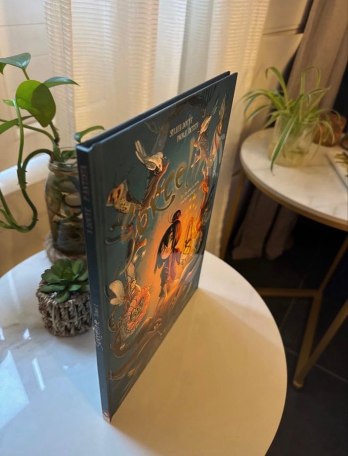 BD Sorceline - Un jour, je serai fantasticologue ! Tome 01 - photo numéro 3