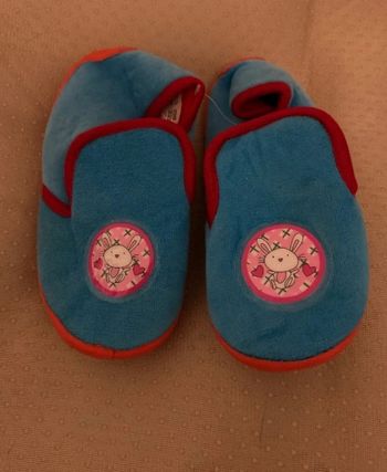 Paire de chaussons pointure 29